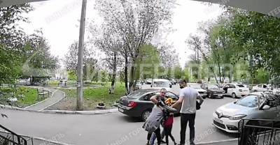 На Урале закладчицу скрутили на глазах у маленькой дочери - reendex.ru - Челябинск