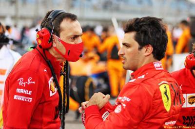 Карлос Сайнс - Адами: У Сайнса методичный подход к работе - f1news.ru - Венгрия