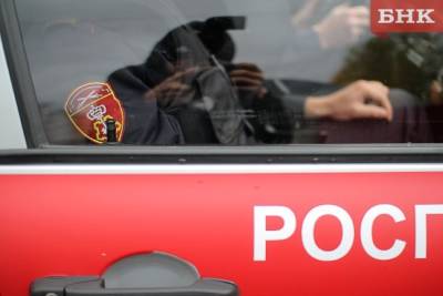 В сыктывкарском торговом центре задержали вооруженного мужчину - bnkomi.ru - респ. Коми - Сыктывкар