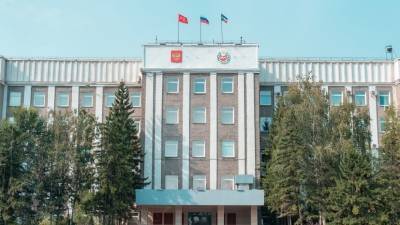 Валентин Коновалов - Власти Хакасии ужесточают антикоронавирусные ограничения - russian.rt.com - респ. Хакасия