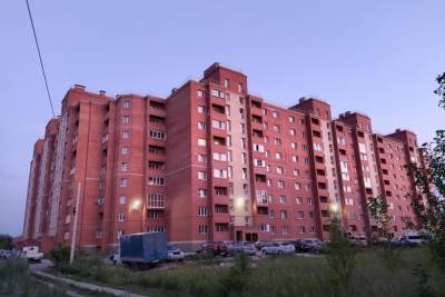 Житель микрорайона под Омском пожаловался на неработающие лифты в его доме - omsk.mk.ru - Омск