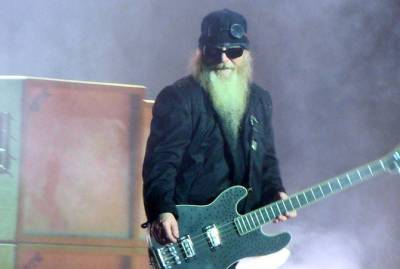 Бас-гитарист легендарной группы ZZ Top Дасти Хилл умер в своем доме - kp.ua - США - Украина - Техас