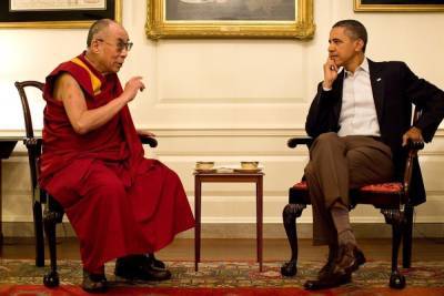 Далай-лама может переродиться в теле женщины за пределами Тибета - mk.ru - Индия - респ. Калмыкия