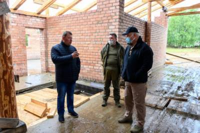 Владимир Уйба - В Хабарихе строится животноводческая ферма на 80 голов крупного рогатого скота - bnkomi.ru - респ. Коми
