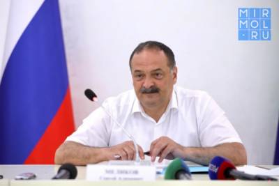 Сергей Меликов - Сергей Меликов провел встречу с представителями бизнеса - mirmol.ru - респ. Дагестан