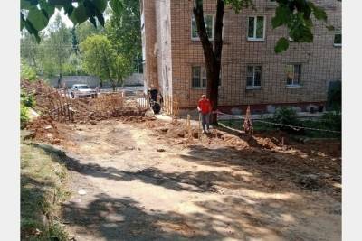 На улицах Юрьева и Островского в Смоленске преображают дворы - mk-smolensk.ru - Смоленск