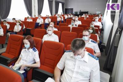 В Коми за полгода по инициативе прокуроров принято свыше 800 муниципальных правовых актов - komiinform.ru - респ. Коми