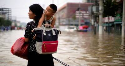 В Китае блогеры попались на лживых роликах о последствиях наводнений. Видео - ru.armeniasputnik.am - Китай - Армения