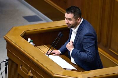 Давид Арахамия - Леонид Кравчук - Украинский - Украинский депутат пожалел об отказе страны от ядерного оружия - lenta.ru - Украина