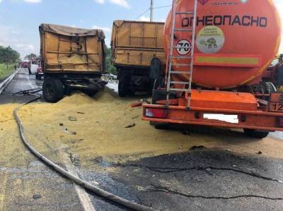 В ГИБДД рассказали подробности ДТП с бензовозом и фурой в Смоленской области - rabochy-put.ru - Смоленск - Белоруссия - Смоленская обл. - Орел - Брянск
