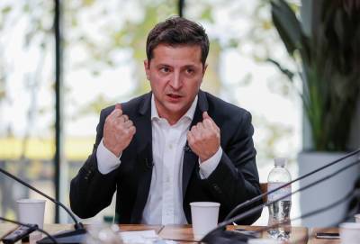 Владимир Зеленский - Зеленский назвал украинцев и русских «очень дальними родственниками» - anna-news.info - Украина - Крым - Русь