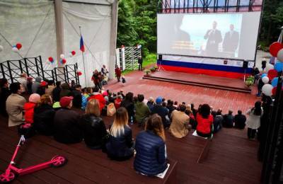 Почти шесть тысяч человек посетили подмосковные «Кинопарки» в июле - vm.ru - Московская обл. - Московская область