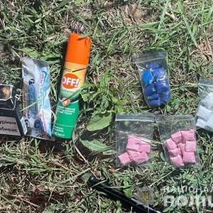 У жителя Бердянска во время проверки нашли 45 зип-пакетов с наркотическими веществами. Фотофакт - reporter-ua.com - Украина - Запорожье - Бердянск