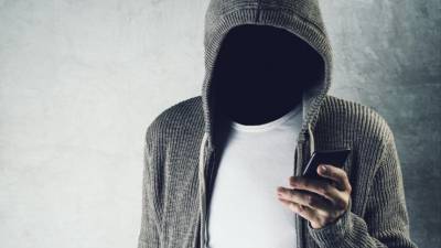 Прогнавшей детей с аутизмом с детской площадки петербурженке начали угрожать - 5-tv.ru - Санкт-Петербург