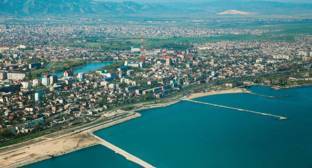 Памятка с дресс-кодом для туристов вызвала споры в Дагестане - kavkaz-uzel.eu - респ. Дагестан