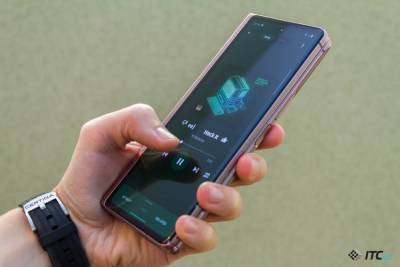 Samsung Electronics отчиталась о самой высокой квартальной прибыли за последние три года и обязалась сделать складные смартфоны «мейнстримом» - itc.ua - Украина - Вьетнам