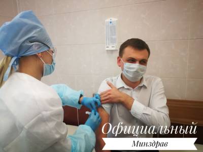 Александр Лукашенко - В Беларуси на платной основе от коронавируса привилось около 200 иностранцев - naviny.by - Россия - Украина - Белоруссия - Эстония - Литва - Латвия