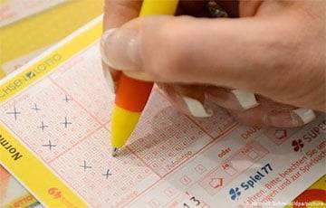 Немка выиграла в лотерею 33 миллиона евро и случайно узнала об этом - charter97.org - Белоруссия - Германия