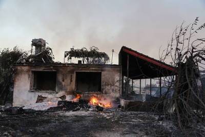 Сотрудница отеля в Турции рассказала об опасности для туристов из-за пожаров - lenta.ru - Турция - провинция Анталья