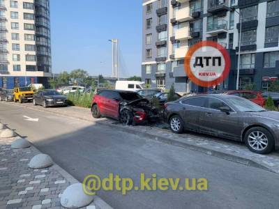 В Киеве ночью сожгли Range Rover блогерши (фото, видео) - sharij.net - Киев - Херсон - Харьков