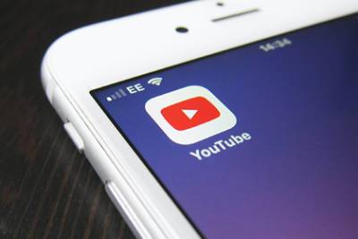 Facebook и YouTube решили по-новому зарабатывать на пользователях - lenta.ru - США - Twitter