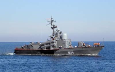 Россия направила ракетный катер на помощь украинскому судну в Черном море - korrespondent.net - Россия - Украина