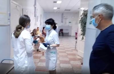 Принудительная вакцинация привела к острому дефициту препарата для прививок в Ростове - privet-rostov.ru - Ростовская обл.