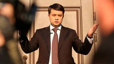 Дмитрий Разумков - Разумков попытается изменить законопроект Зеленского об олигархах - bin.ua - Украина