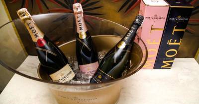 Винодел высказался об остановке поставок шампанского Moet Hennessy - ren.tv - Россия - Франция