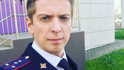 Простились: гроб с телом Гулбиса вынесли из траурного зала под аплодисменты — видео - 5-tv.ru