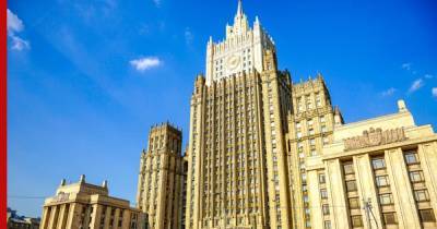 Марья Захарова - МИД РФ прокомментировал японо-американские учения вблизи российской границы - profile.ru - Россия - Вашингтон - Токио - Япония