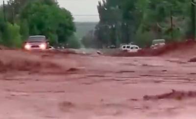 В США жуткий потоп в Неваде, Нью-Мексике, Аризоне и Юте(фото) - lenta.ua - США - Украина - Италия - Бразилия - шт. Невада - Юта - шт. Аризона - штат Нью-Мексико