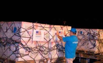 Американцы привезли в Ташкент 3 миллиона доз вакцины Moderna - podrobno.uz - США - Узбекистан - Ташкент - штат Алабама