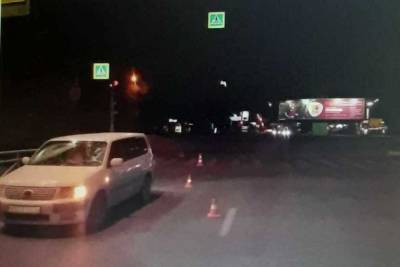 Тойота сбила пешехода на переходе в Новосибирске - novos.mk.ru - Новосибирск