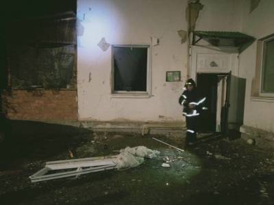 В Башкирии ночью взорвавшийся самогонный аппарат повредил дом - ufacitynews.ru - Башкирия