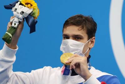 Евгений Рылов - Пловец Рылов завоевал золотую медаль и установил олимпийский рекорд на Олимпиаде в Токио - sport.ru - Россия - США - Токио - Англия - Другие