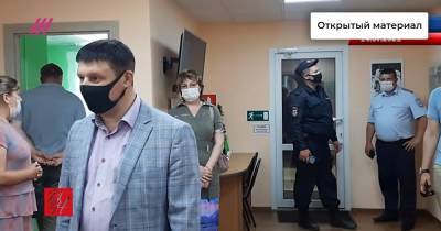 «Все будет правильно»: вернутся ли журналисты «Углегорских новостей» в редакцию после того, как мэр сменил их главреда - tvrain.ru