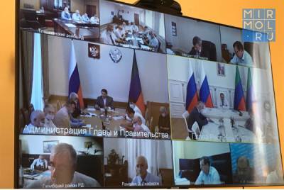 Сергей Меликов - Сергей Меликов проводит совещание по итогам рабочих поездок в районы Дагестана - mirmol.ru - респ. Дагестан