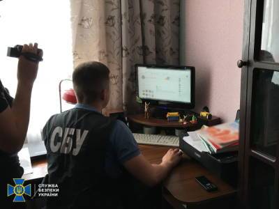 Получали инструкции из РФ. В пяти областях СБУ разоблачила агитаторов, призывавших к захвату власти в Украине - gordonua.com - Россия - Украина - Киевская обл. - ЛНР - Винницкая обл. - Одесская обл. - Львовская обл. - Закарпатская обл.