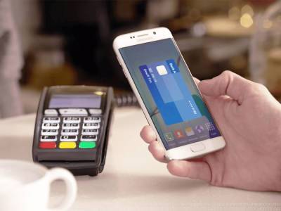 Смартфоны Samsung могут в ближайшие недели попасть в России под запрет - cnews.ru - Москва - Россия - Швейцария