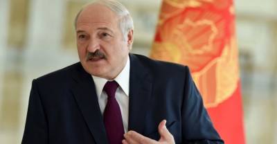 Александр Лукашенко - Лукашенко считает санкционную политику Запада желанием оставить белорусов без пенсий и зарплат - reendex.ru - Белоруссия