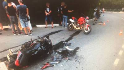 В Ялте легковушка снесла два мотоцикла: двое в больнице - crimea.ria.ru - Крым - Симферополь