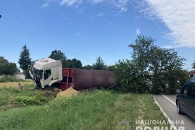 В Черкасской области в ДТП с грузовиком погибла семья - rupor.info - Черкасская обл. - Тернополь - район Уманский