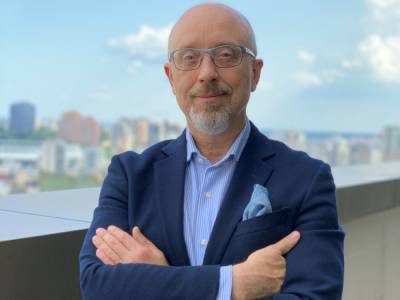 Вадим Бойченко - Алексей Резников - Резников объяснил, почему нельзя восстановить авиасообщение с Мариуполем "при всем уважении" к его жителям - gordonua.com - Украина - Запорожская обл. - Мариуполь - Бердянск - Строительство