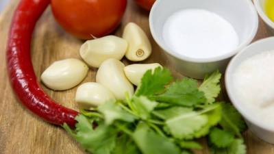 Названы продукты, которые нельзя хранить в холодильнике - mir24.tv