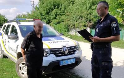 Мужчина с деменцией четыре месяца ездил по Украине - korrespondent.net - Украина - Хмельницкая обл.