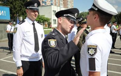 Состоялся юбилейный выпуск Академии патрульных - korrespondent.net - Украина - Киев