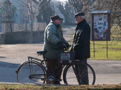 Петербургские пенсионеры стали получать в 2021 году на 826 рублей больше - ivbg.ru - Россия - Украина - Санкт-Петербург