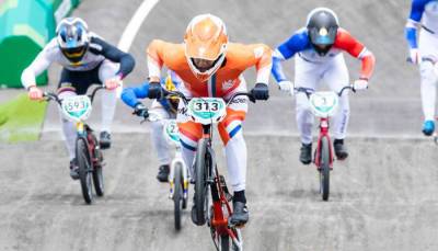 Нидерландец Кимманн и британка Шривер стали Олимпийскими чемпионами в BMX - sportarena.com - Токио - Англия - Колумбия - Голландия