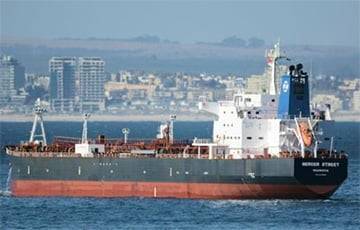 В Аравийском море совершено нападение на танкер - charter97.org - США - Англия - Белоруссия - Румыния